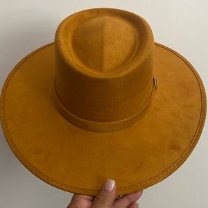 Katrina Cordobés Suede Wid Brim Hat